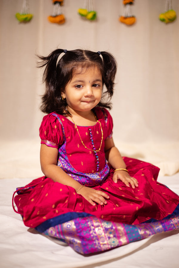Srushti Magenta Mini