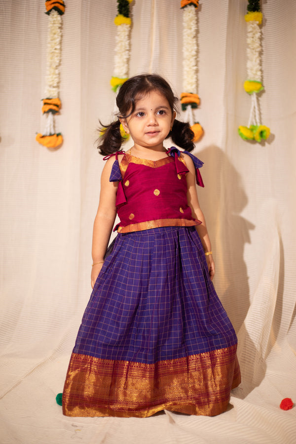 Inbha Blue with Magenta Mini