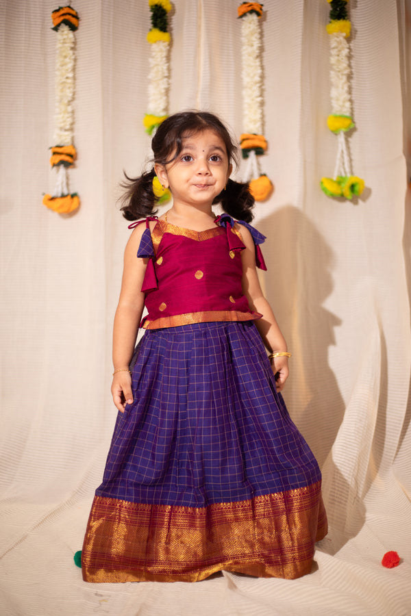 Inbha Blue with Magenta Mini