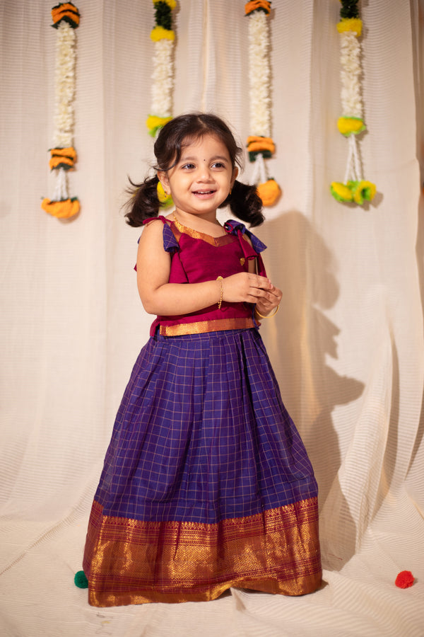 Inbha Blue with Magenta Mini