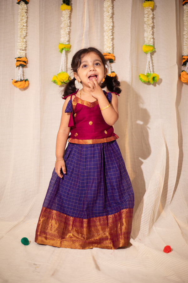 Inbha Blue with Magenta Mini