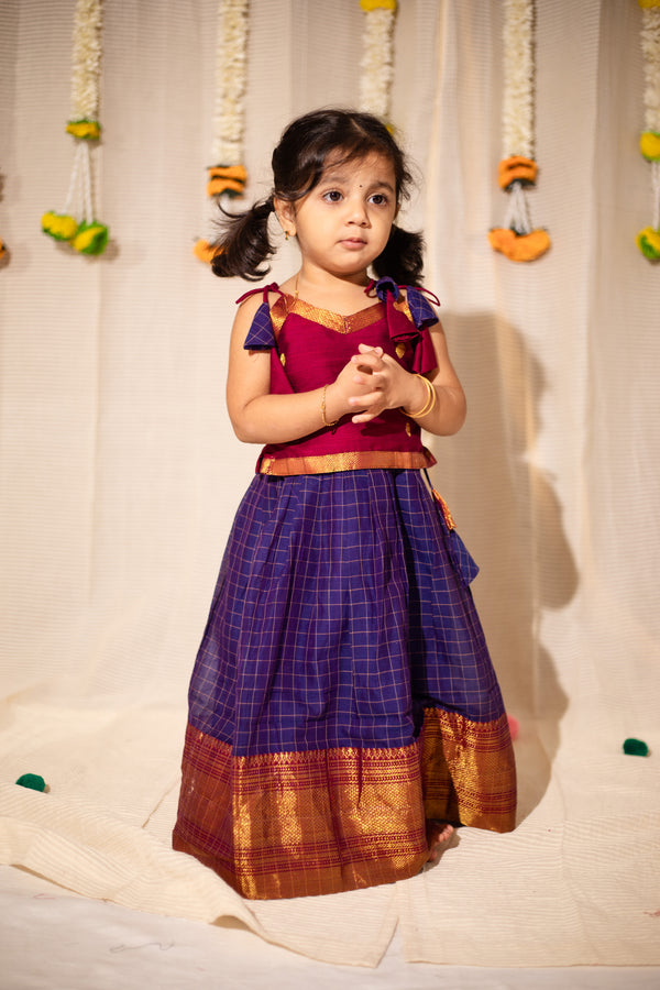 Inbha Blue with Magenta Mini
