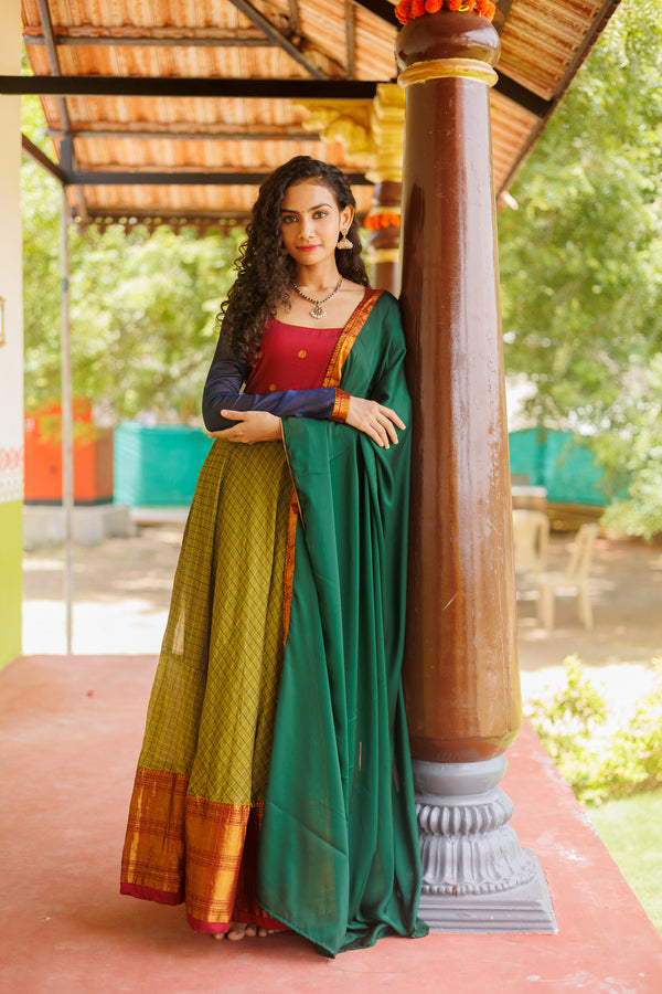 Inbha Green with Maroon Dress (Set of 2)