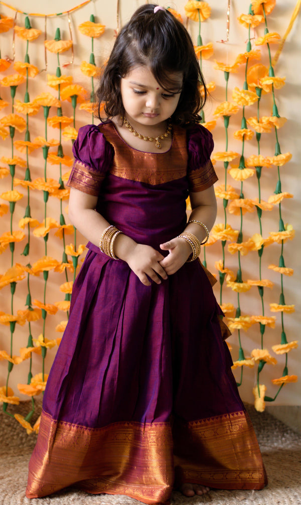 Thenmozhi Magenta Mini