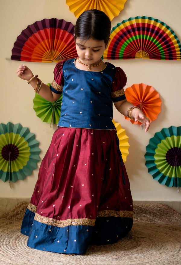 Kayalvizhi Maroon and Blue Mini