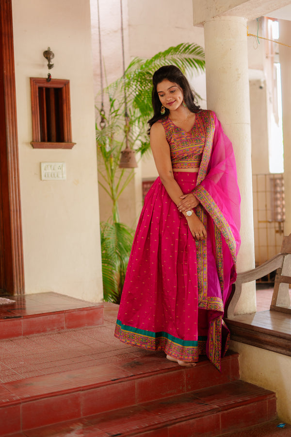 Nirosha Magenta