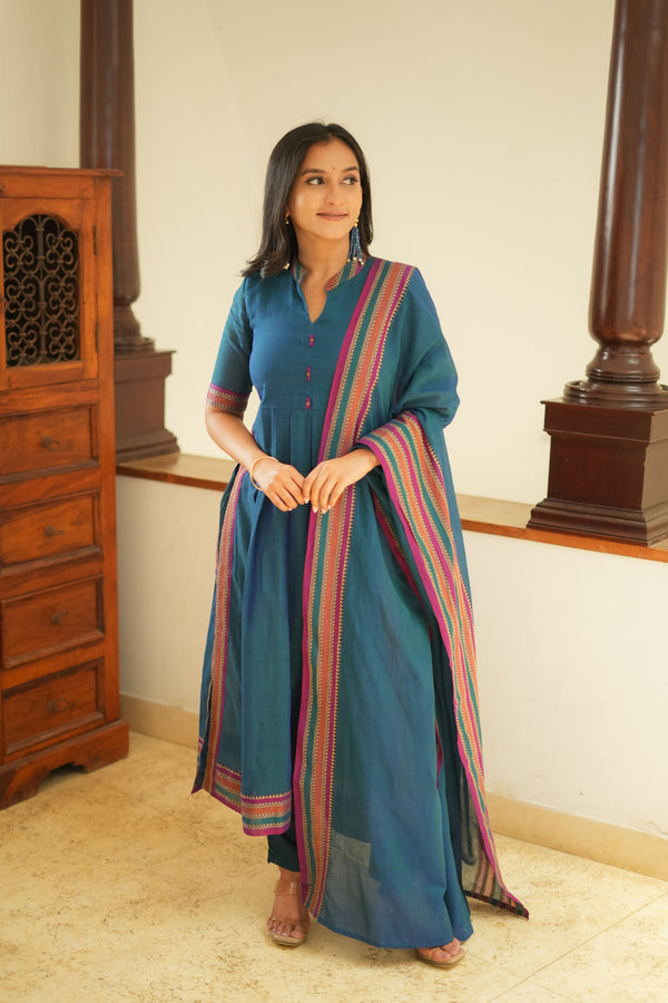 Yashika Teal Handloom Cotton Kurta Set