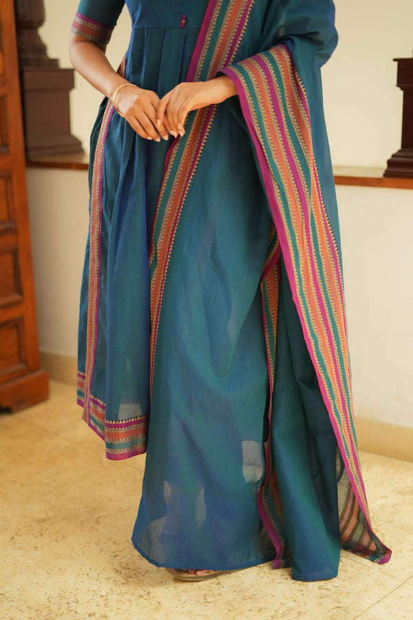 Yashika Teal Handloom Cotton Kurta Set
