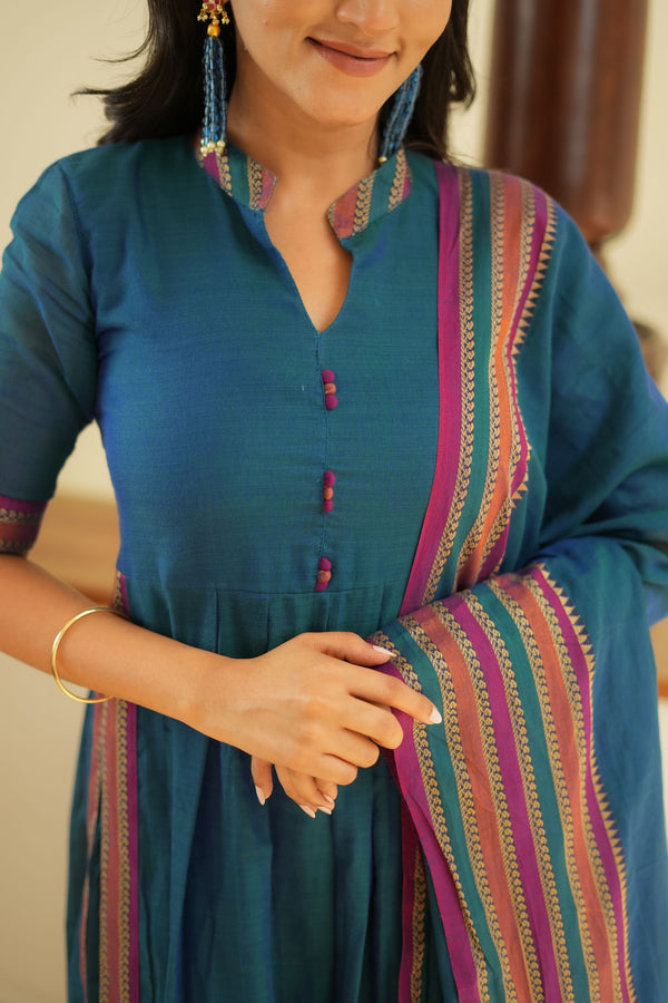 Yashika Teal Handloom Cotton Kurta Set