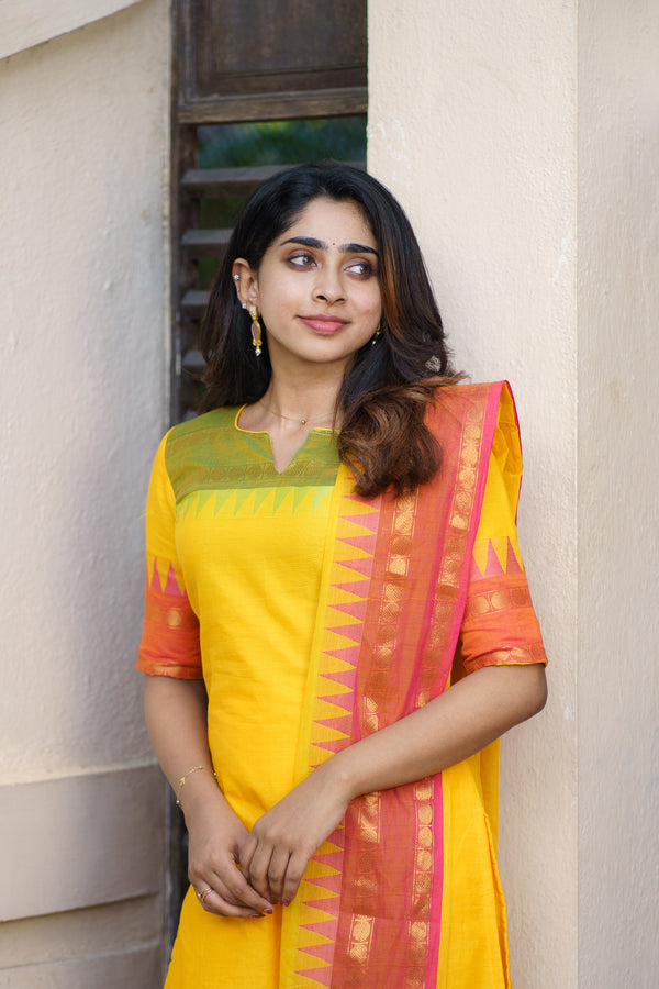 Kayal Yellow Kurti set (Set of 2)