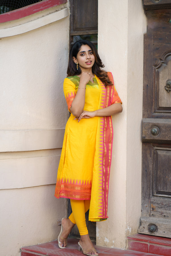 Kayal Yellow Kurti set (Set of 2)