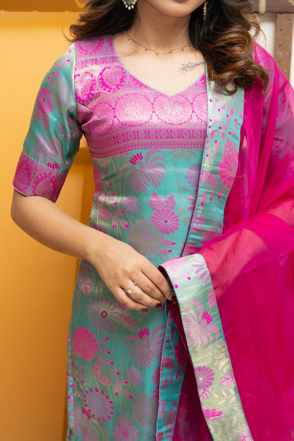 Varuni Pink & Blue Kurti Set