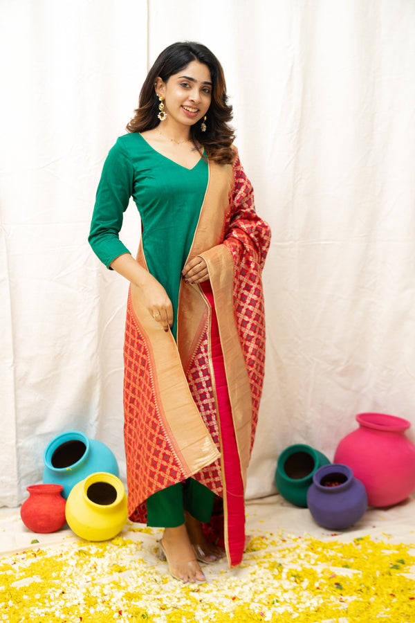 Sruthi Green with Magenta Brocade dupatta