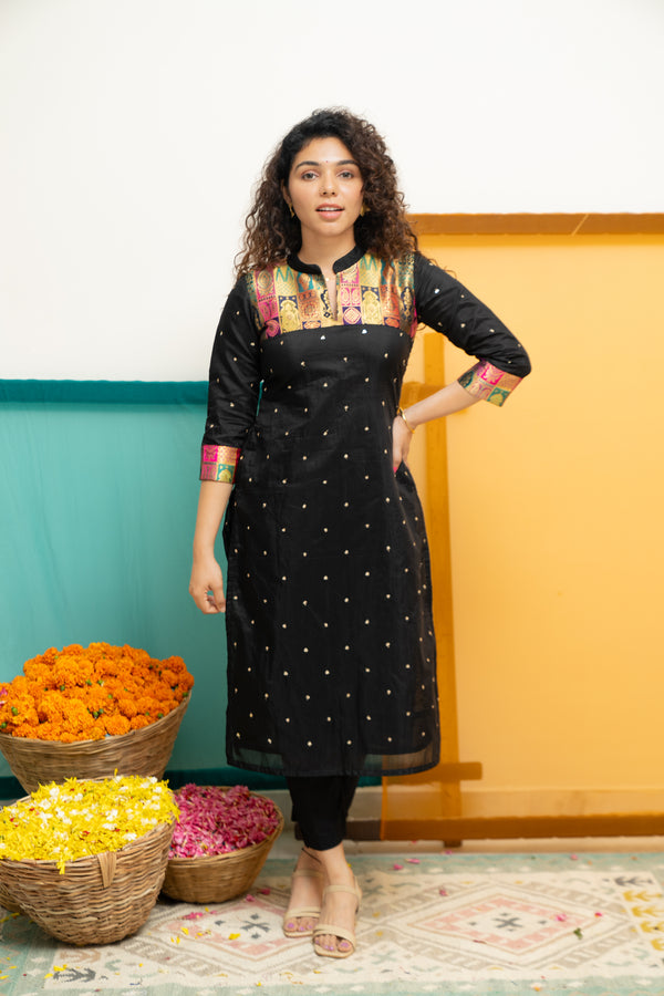 Shilpa Black Kurti Set