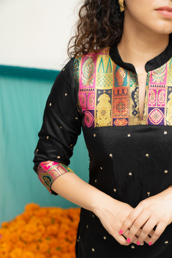 Shilpa Black Kurti Set