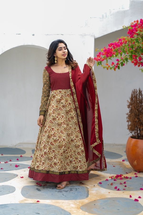 Arthi Maroon