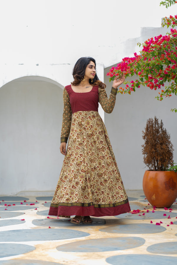 Arthi Maroon