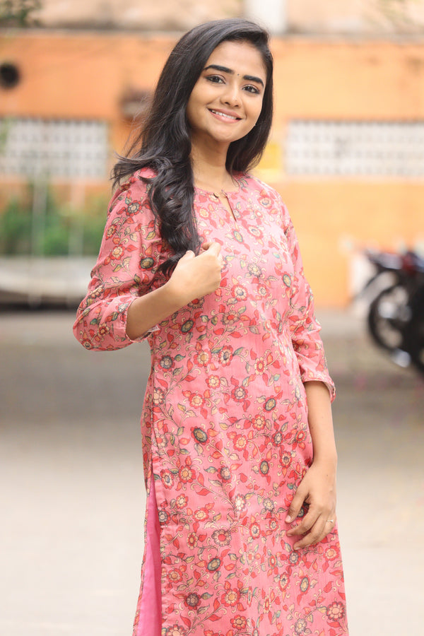 Sharnitha Peach floral kurthi