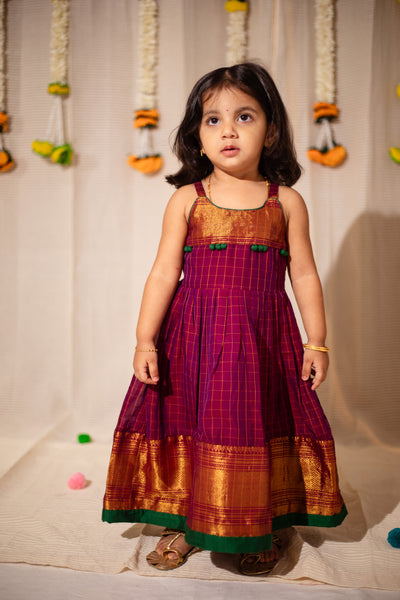 Sahana Magenta Mini