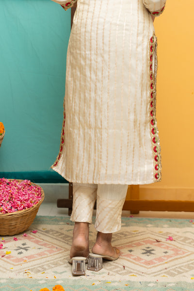 Ananya Ivory Kurti Set