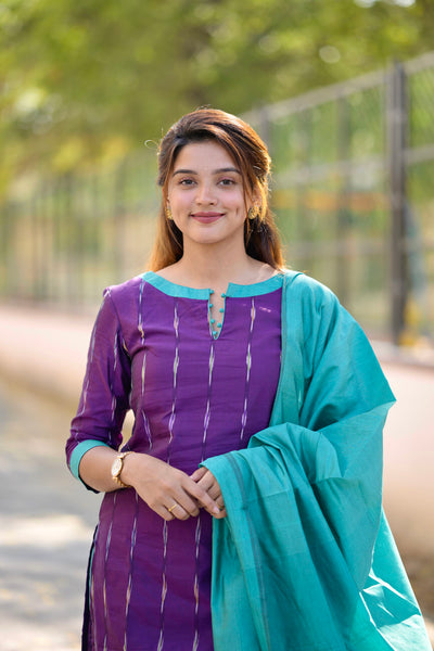 Akshita Violet