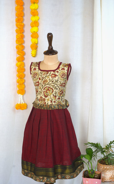 Arthi Maroon Mini