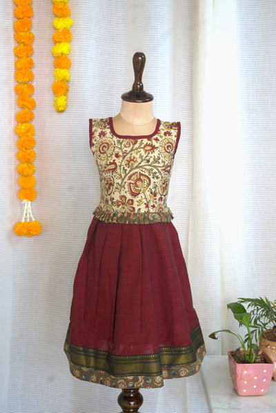 Arthi Maroon Mini